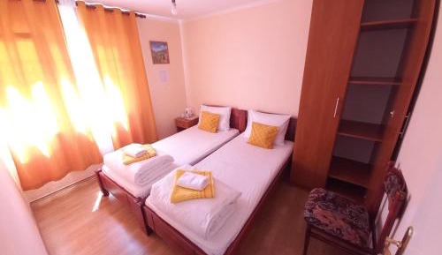 Standard Double Room with Shared Bathroom