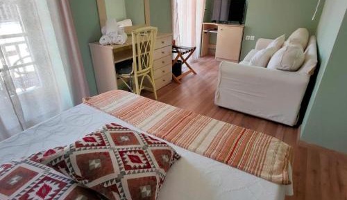 Triple Room with Balcony