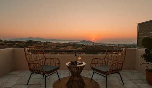 Deluxe Double Room with Balcony and Sea View