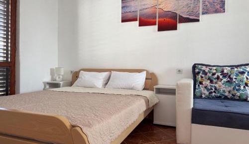 Studio Apartment with Sea View