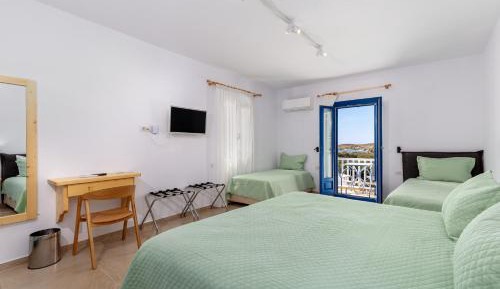Quadruple Room with Sea View