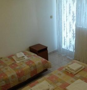 Studio Apartment with Garden View