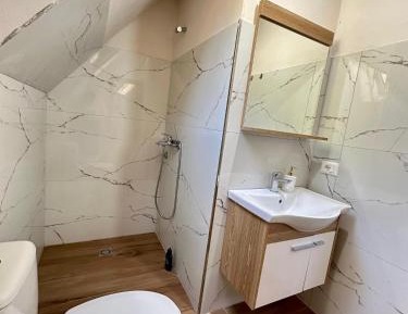 Double or Twin Room with Private Bathroom