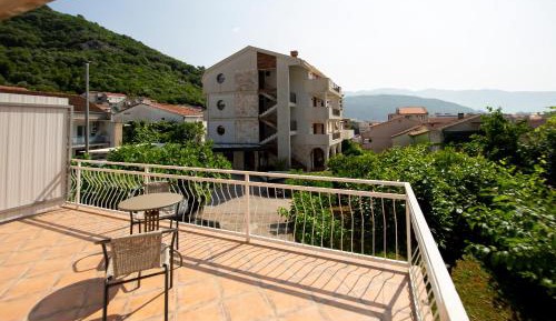 Studio with Terrace