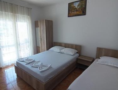 Triple Room with Private Bathroom