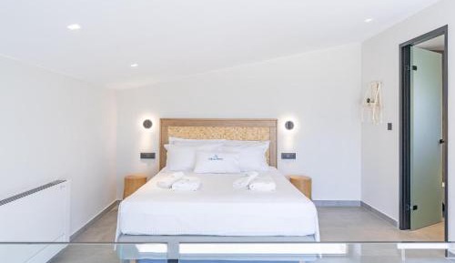Maisonette with Sea View and Outdoor Jacuzzi