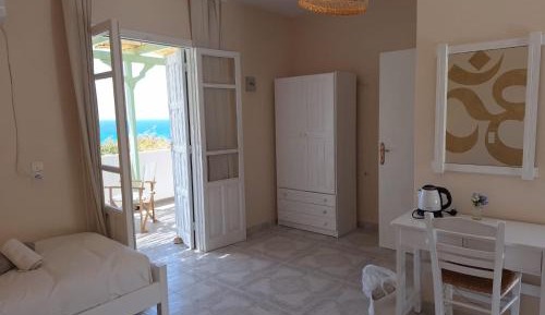 Double Room with Balcony and Sea View