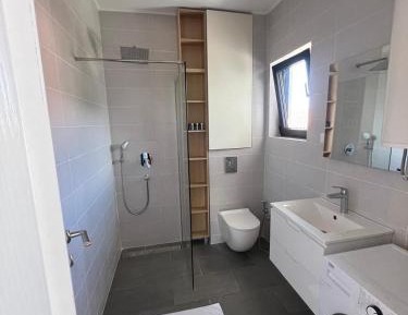 Deluxe Studio