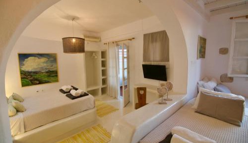 Deluxe Studio