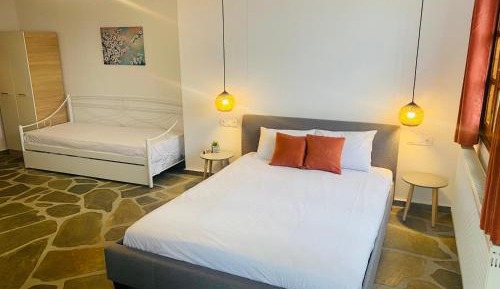 Economy Quadruple Room