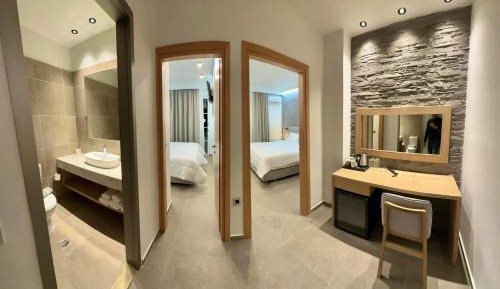 Two-Bedroom Apartment (4 Adults)