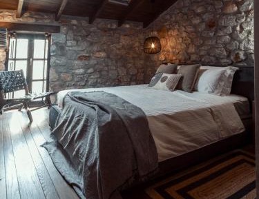 Suite with Balcony and Sea View