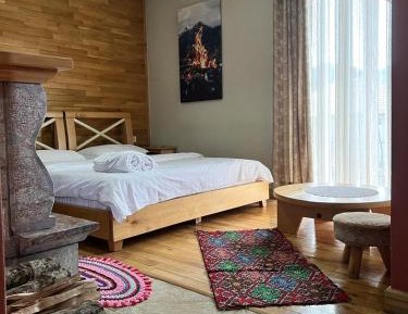 Double Room with Mountain View