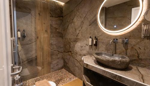 Suite with Private Pool