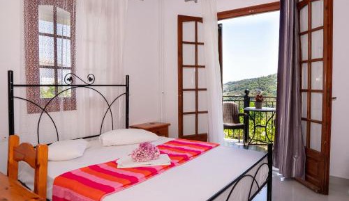 Double Room with Balcony and Sea View