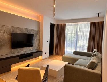 One-Bedroom Apartment with Garden