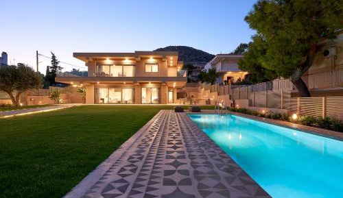 Luxury Apartment with Private Pool - Ground Floor (Lavender)