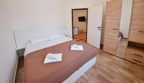 One-Bedroom Apartment with Sea View