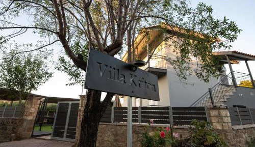 Deluxe Villa