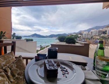 Studio Apartment with Sea View