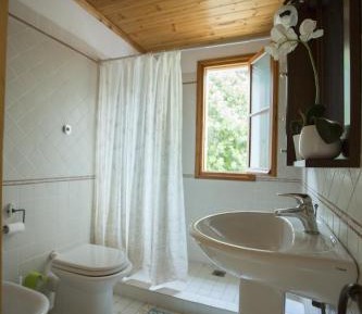 Two-Bedroom House with Garden View