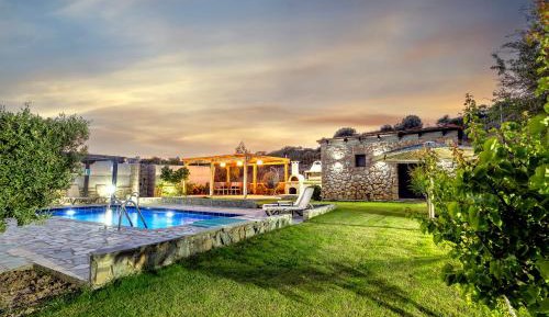 Villa with Private Pool