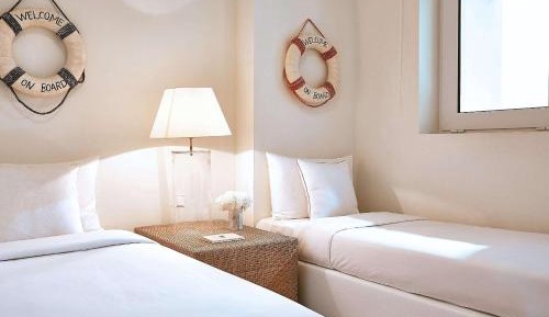 Superior Family Guestroom Sea View