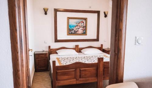 Two-Bedroom Apartment with Balcony and Sea View