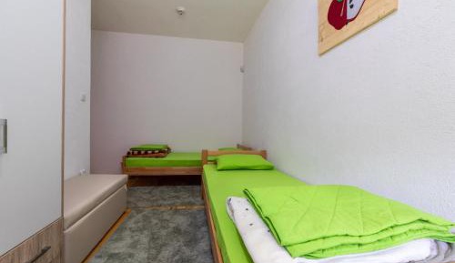 Mixed Dormitory Room