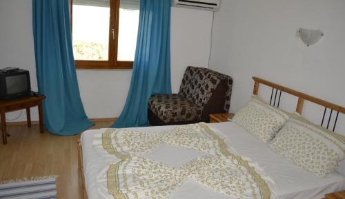Triple Room with Mountain View
