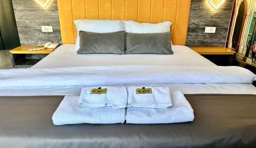 Junior Suite with Balcony