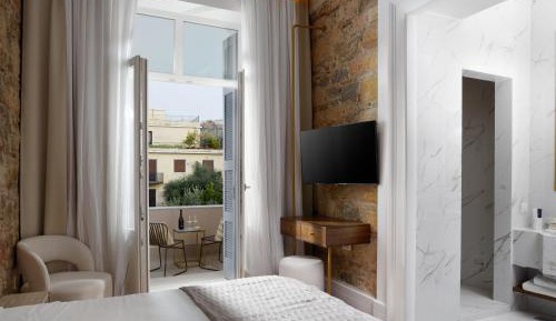 Signature Double Room – Acropolis View