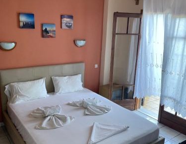 Double or Twin Room with Sea View