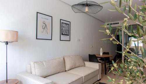 Studio with Terrace