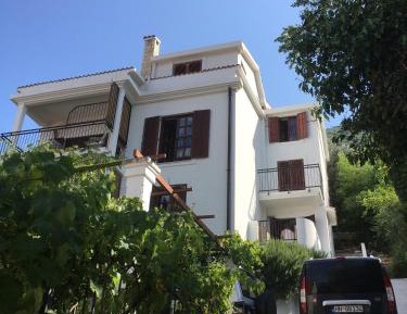 Villa with Sea View