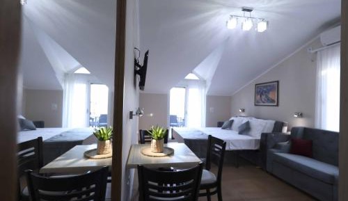 Deluxe Studio with Balcony and Sea View (2 adults)