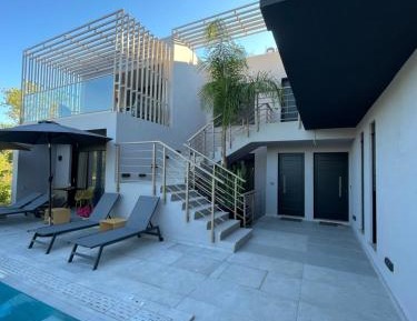 One-Bedroom Villa