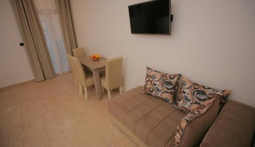 Studio with Balcony