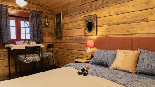 One-Bedroom Chalet