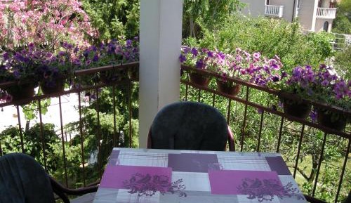 Studio with Balcony