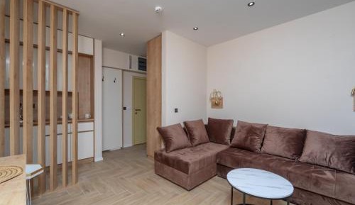 One Bedroom Apartment with Seaview 