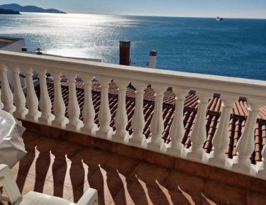 Quadruple Room with Balcony