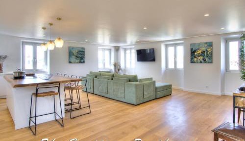 Superior Apartment
