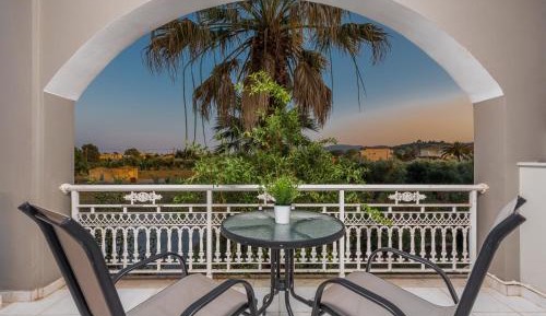 Triple Room with Balcony