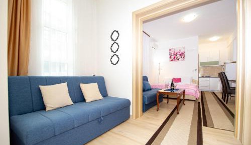 Studio Apartment (4 Adults)