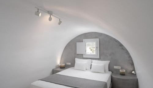 Loft - Split Level with Sea View (3 Adults)