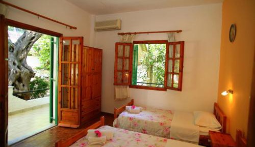 Two-Bedroom Apartment (4 Adults)
