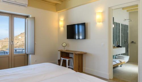 Sea View Suite