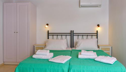 Standard Twin Room with Garden View