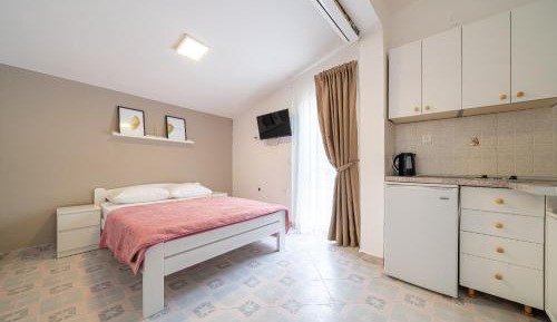 Twin Studio with Balcony